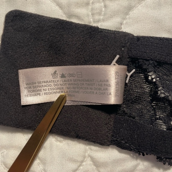 Victoria’s Secret Dream Angels Lined Demi‎ Bra 38 D Black & Ivory w/Lace Trim - Picture 8 of 12